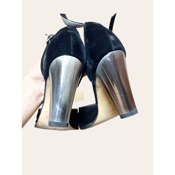 BCBGMaxAzria Black Suede Silver Pointed-Toe Heels Size 8 - Picture 7 of 9